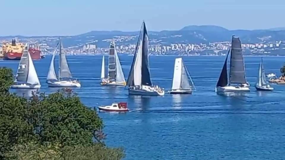 Apartmani Omišalj Exteriör bild