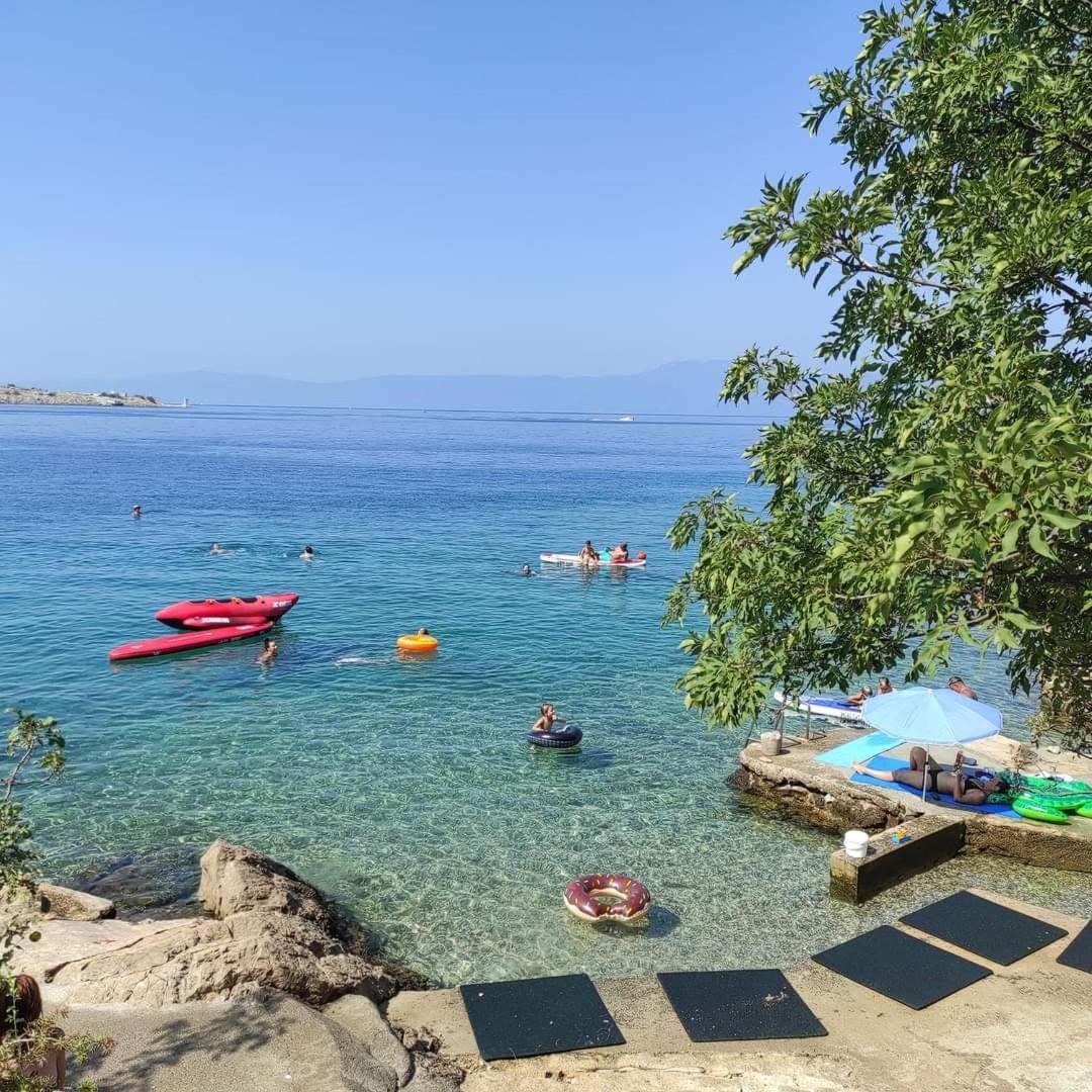 Apartmani Omišalj Exteriör bild