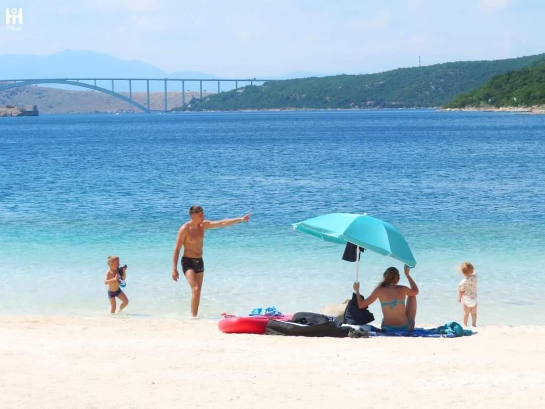 Apartmani Omišalj Exteriör bild