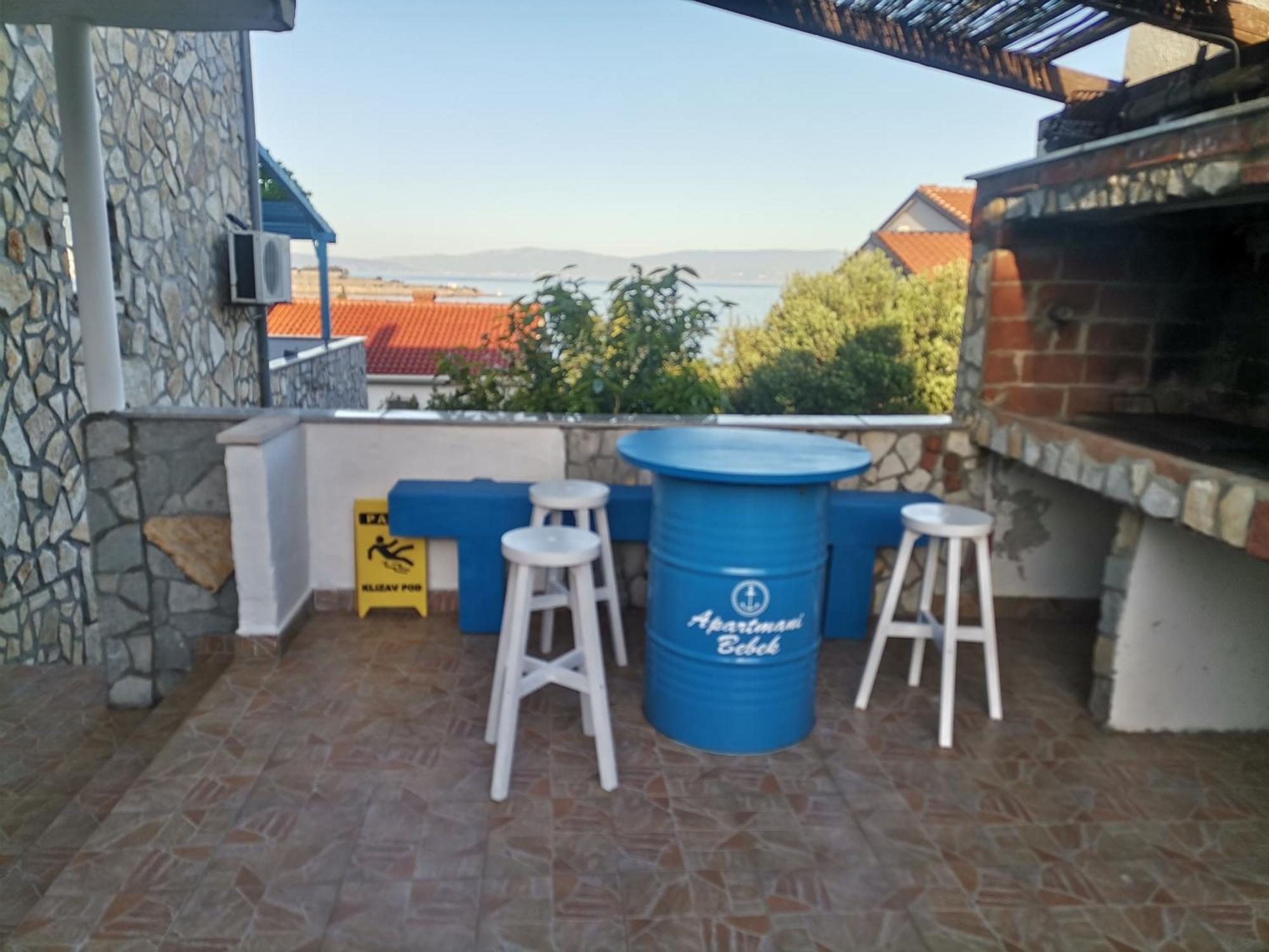 Apartmani Omišalj Exteriör bild